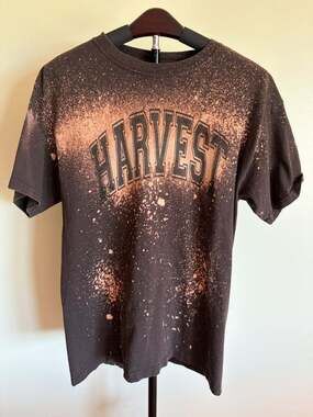 M&O Knits Harvest T-Shirt Gold Mens M Brown Crew Neck Short Sleeve Sleeves